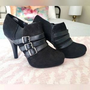 Fergalicious By Fergie Black Ankle Bootie/Heels, Size 8